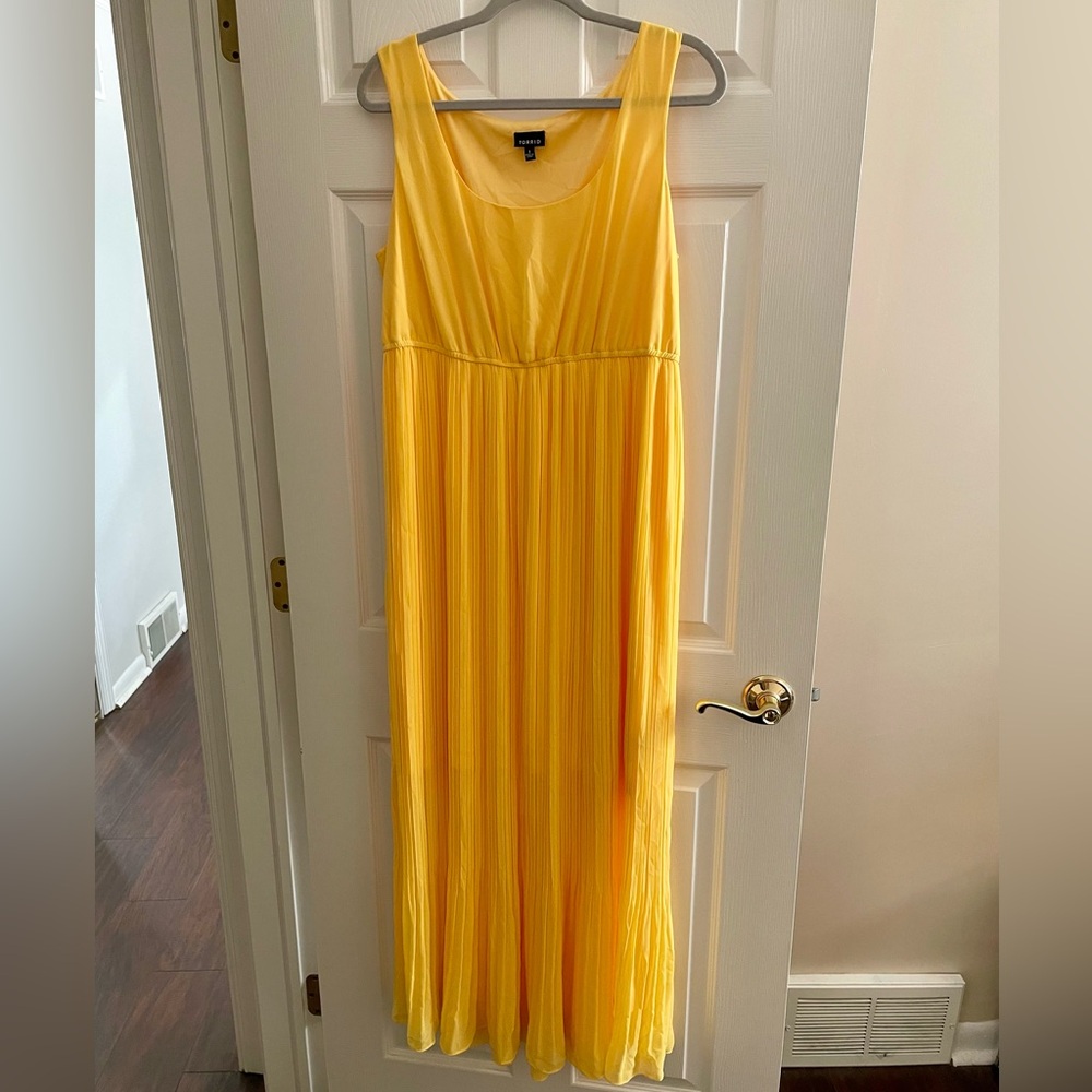 Torrid Pleated Maxi Dress
